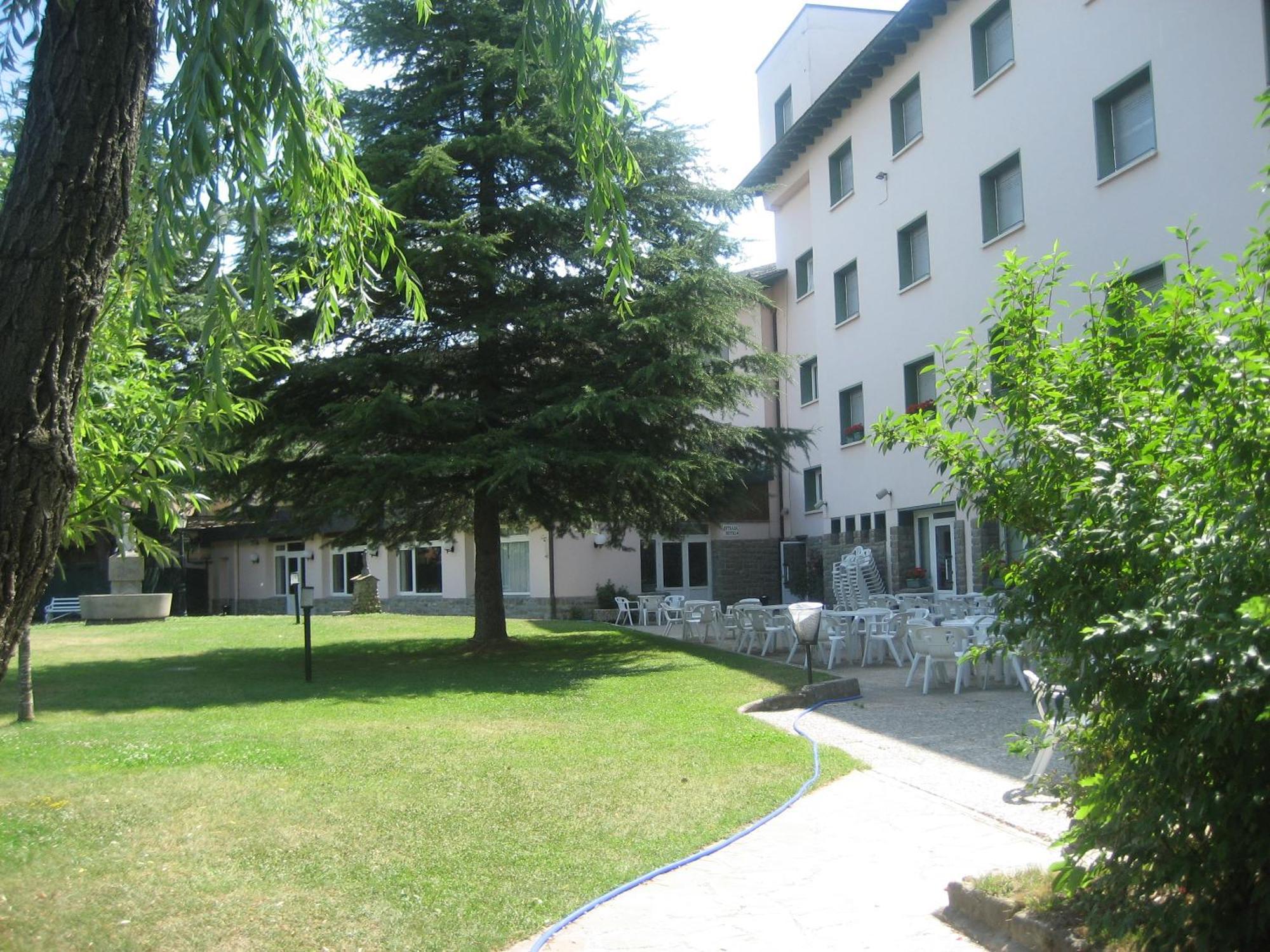 Hotel La Pardina Sabiñánigo 외부 사진